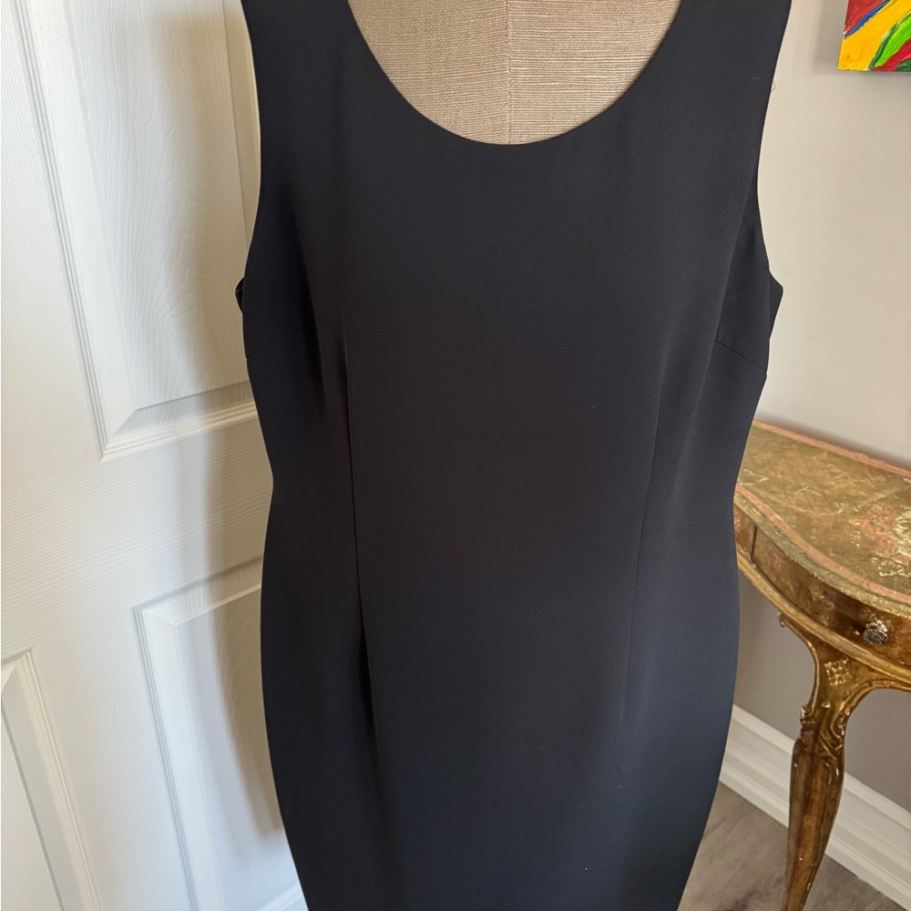 Kasper Elegant Black Sleeveless Dress